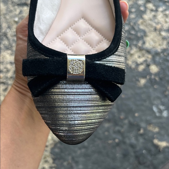 New Vince Camuto leather Women's Flats in Black and Silver - Picture 7 of 14